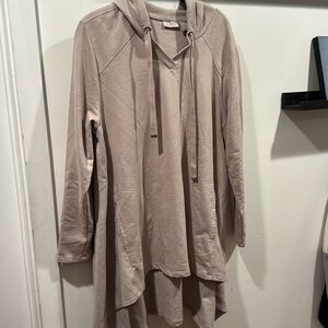 Logo by Lori Goldstein  Zoey Hooded Tan Thermal Tunic Size Petite Large